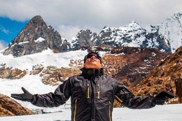 Jak wygląda wyprawa na Mount Everest oczami uczestnika?